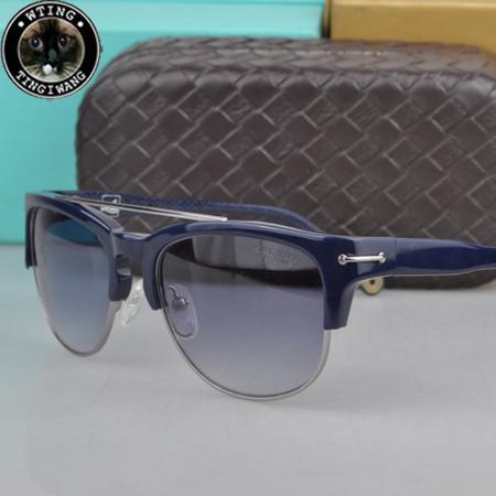 Солнцезащитные очки OTHER / Other