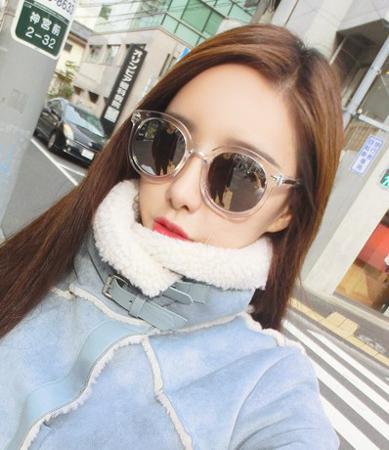 Солнцезащитные очки 薇格fashion