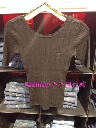 Свитер Guess / Giles