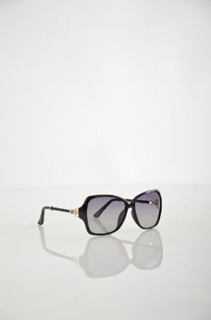 Солнцезащитные очки CHANEL