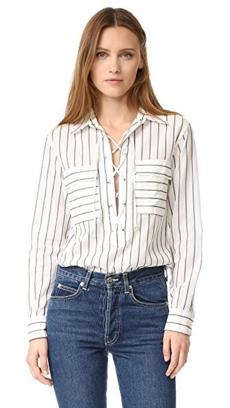 Костюм  - классический телесный,каперсы,насыщенный черный с эффектом поношенности,золотой,натуральный черный/ярко-белый цвет