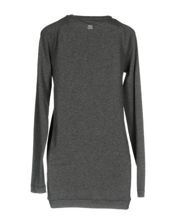 Футболка DOUUOD