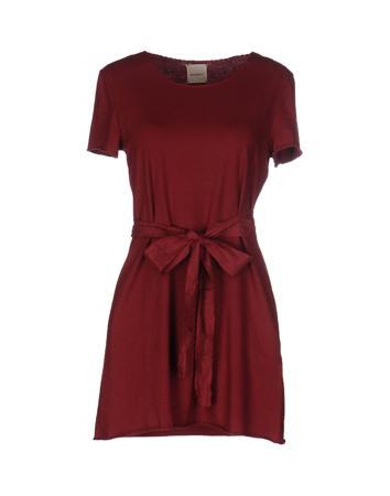 Футболка MOMOÉ