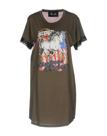 Футболка ODI ET AMO