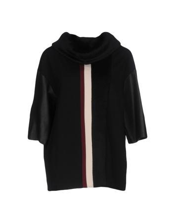 Футболка ONE