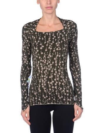 Футболка WEARGRACE