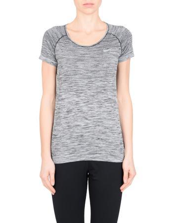 Футболка NIKE