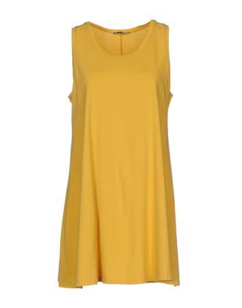 Футболка B.YU