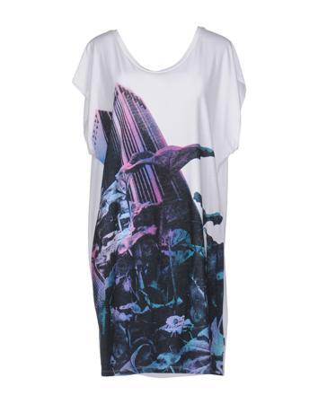 Футболка WESC