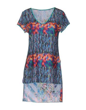 Футболка LES FILLES