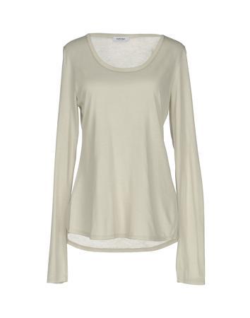 Футболка BASE