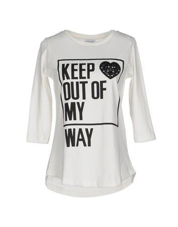 Футболка FOLLOW US