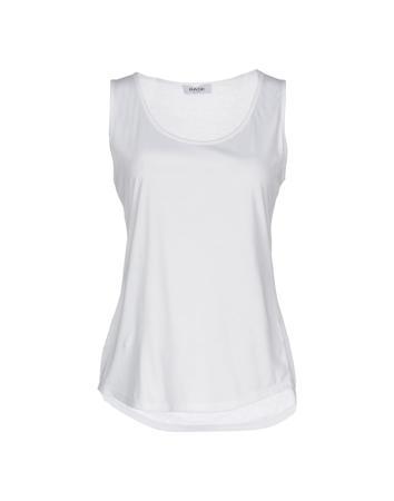 Футболка BASE