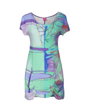 Футболка SAVE THE QUEEN