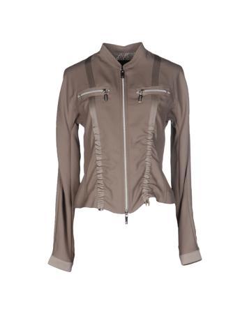 Куртка CARACTÈRE