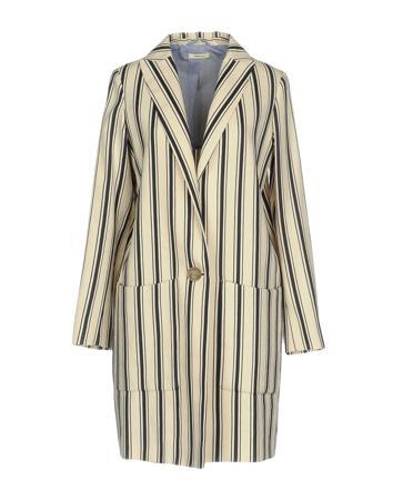 Пальто TRUE TRADITION