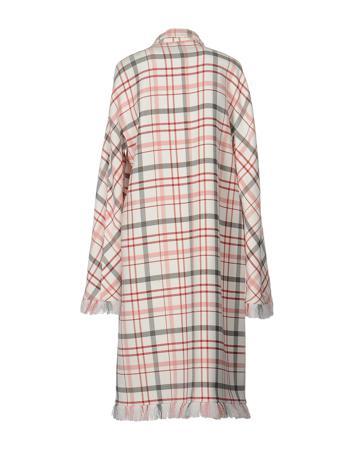 Пальто JV por JORGE VÁZQUEZ