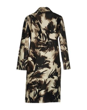 Пальто BLUMARINE