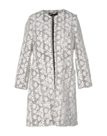 Пальто UP TO BE