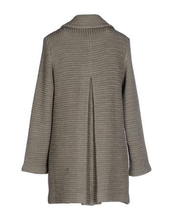 Пальто HAAT by ISSEY MIYAKE