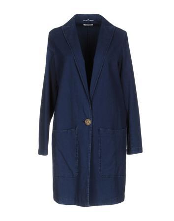 Пальто TRUE TRADITION