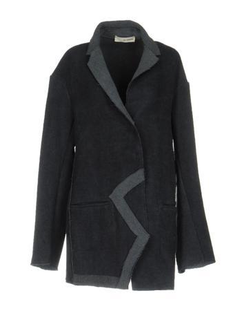 Пальто UN-NAMABLE