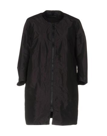 Пальто AQUARAMA