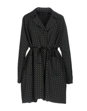 Пальто COLLECTION PRIVĒE?