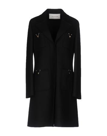 Пальто VALENTINO