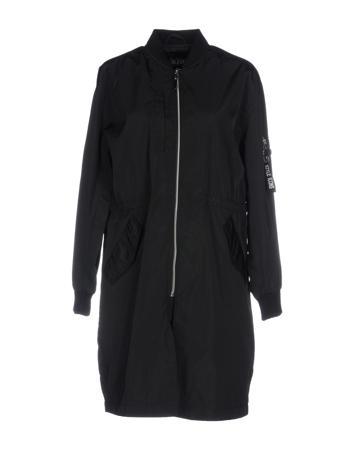 Пальто SUBLEVEL