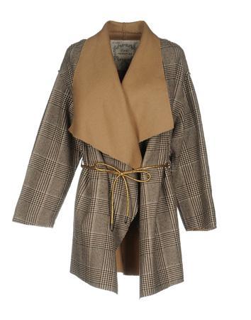 Пальто PINK MEMORIES