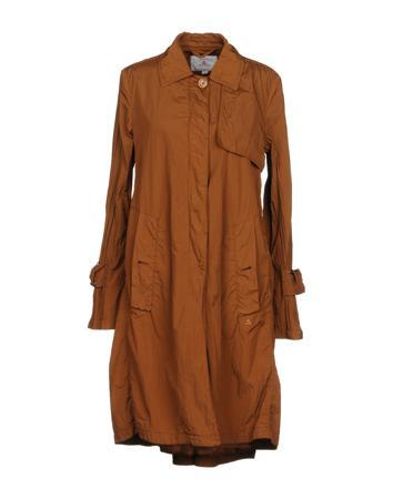 Пальто PEUTEREY