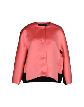 Пальто JONATHAN SAUNDERS