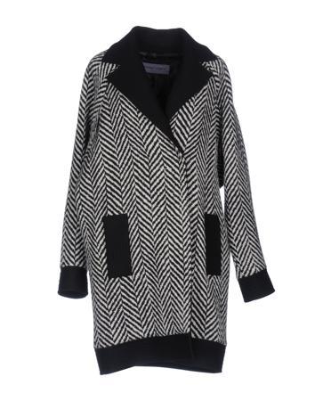 Пальто EMANUEL UNGARO