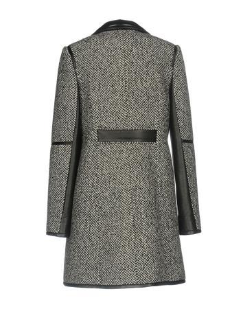 Пальто CARVEN