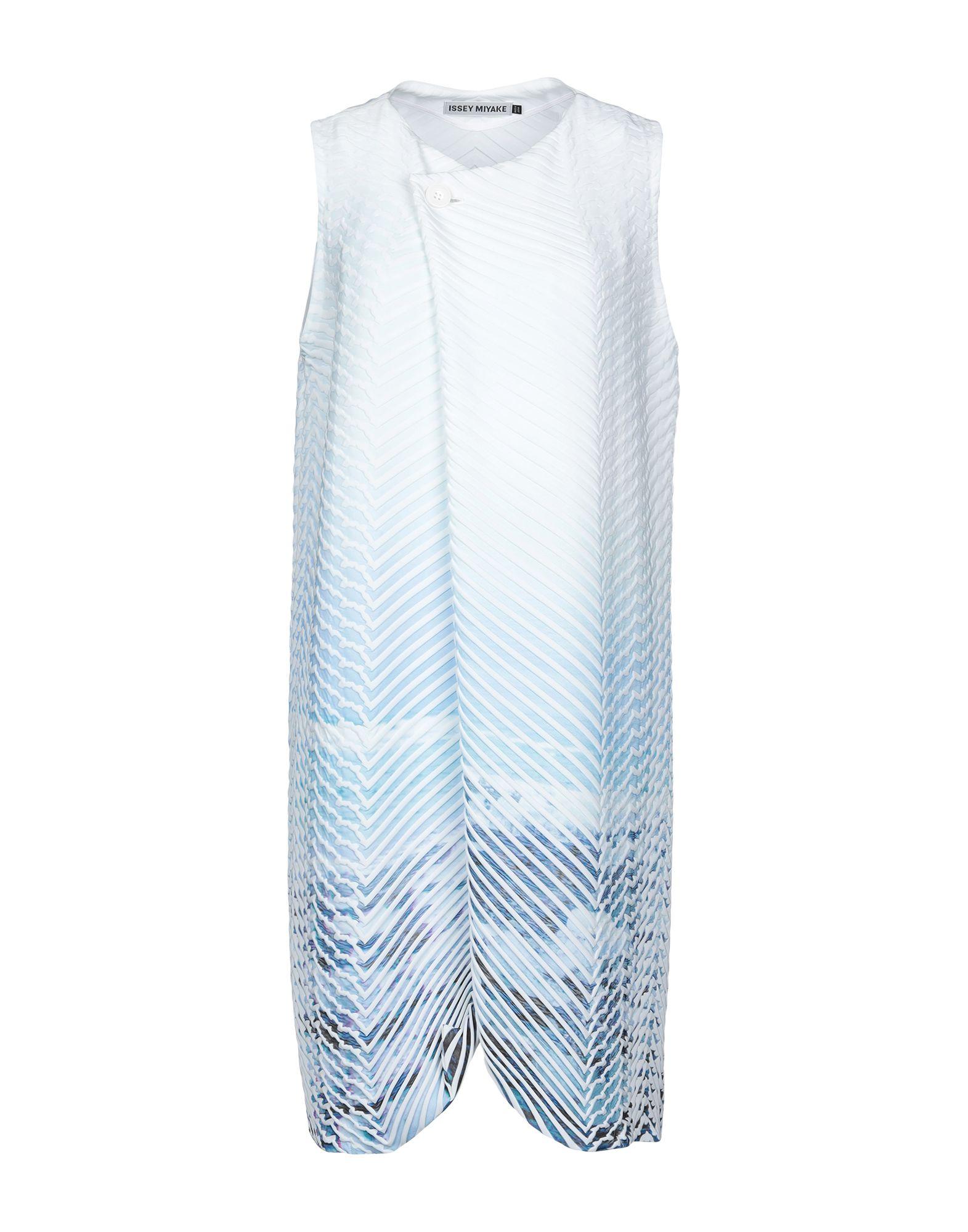 Пальто ISSEY MIYAKE