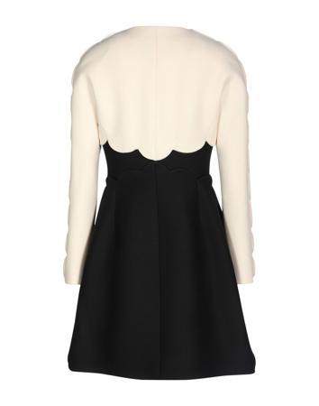 Пальто VALENTINO