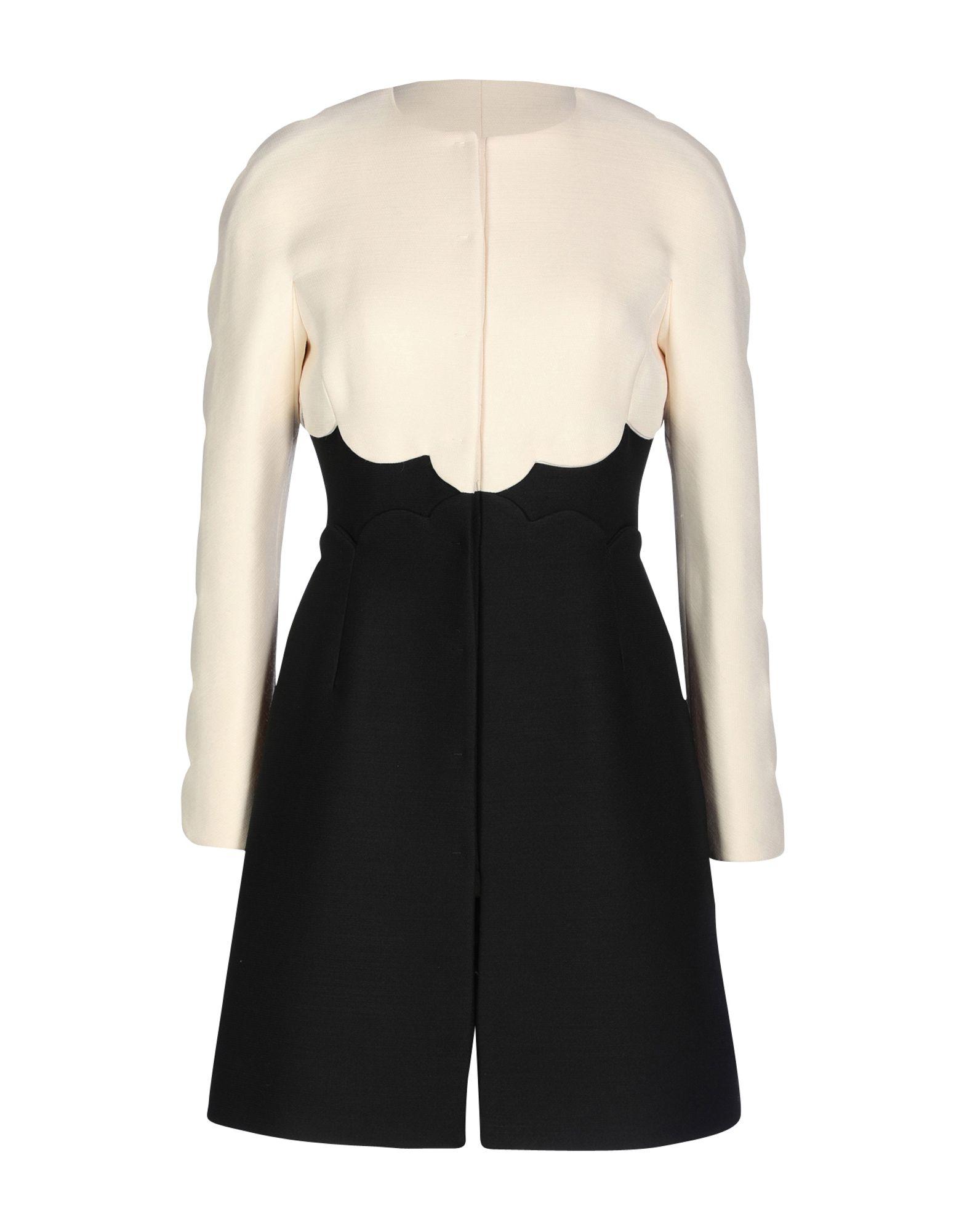 Пальто VALENTINO