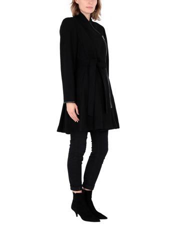 Пальто DKNY
