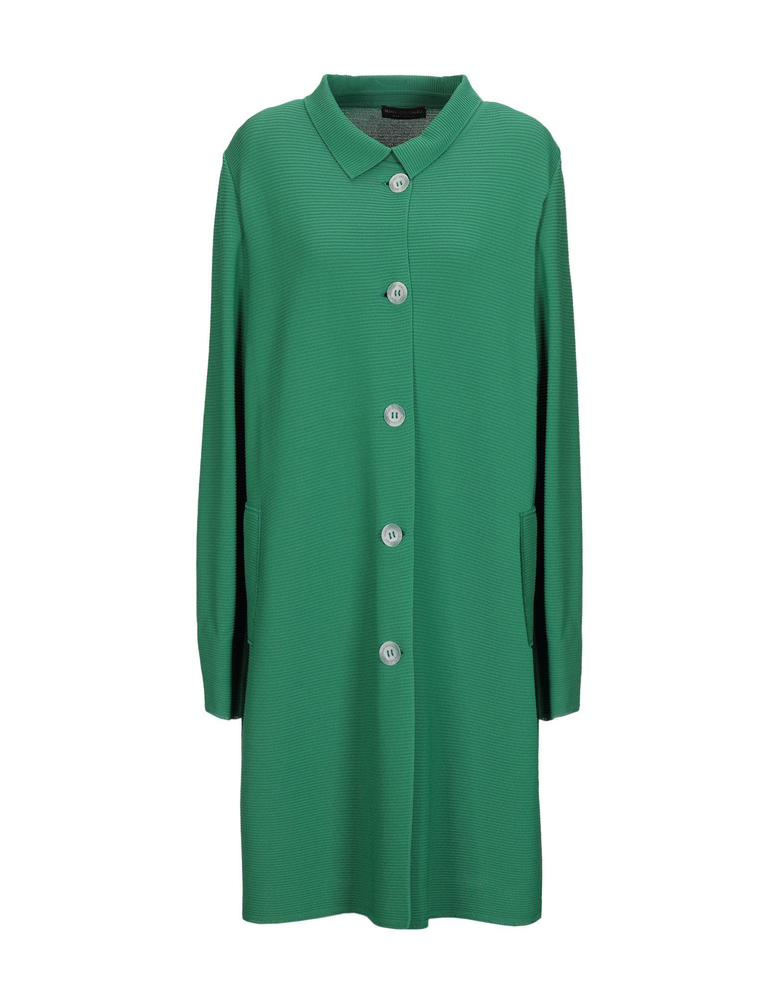 Легкое пальто  - Зеленый цвет