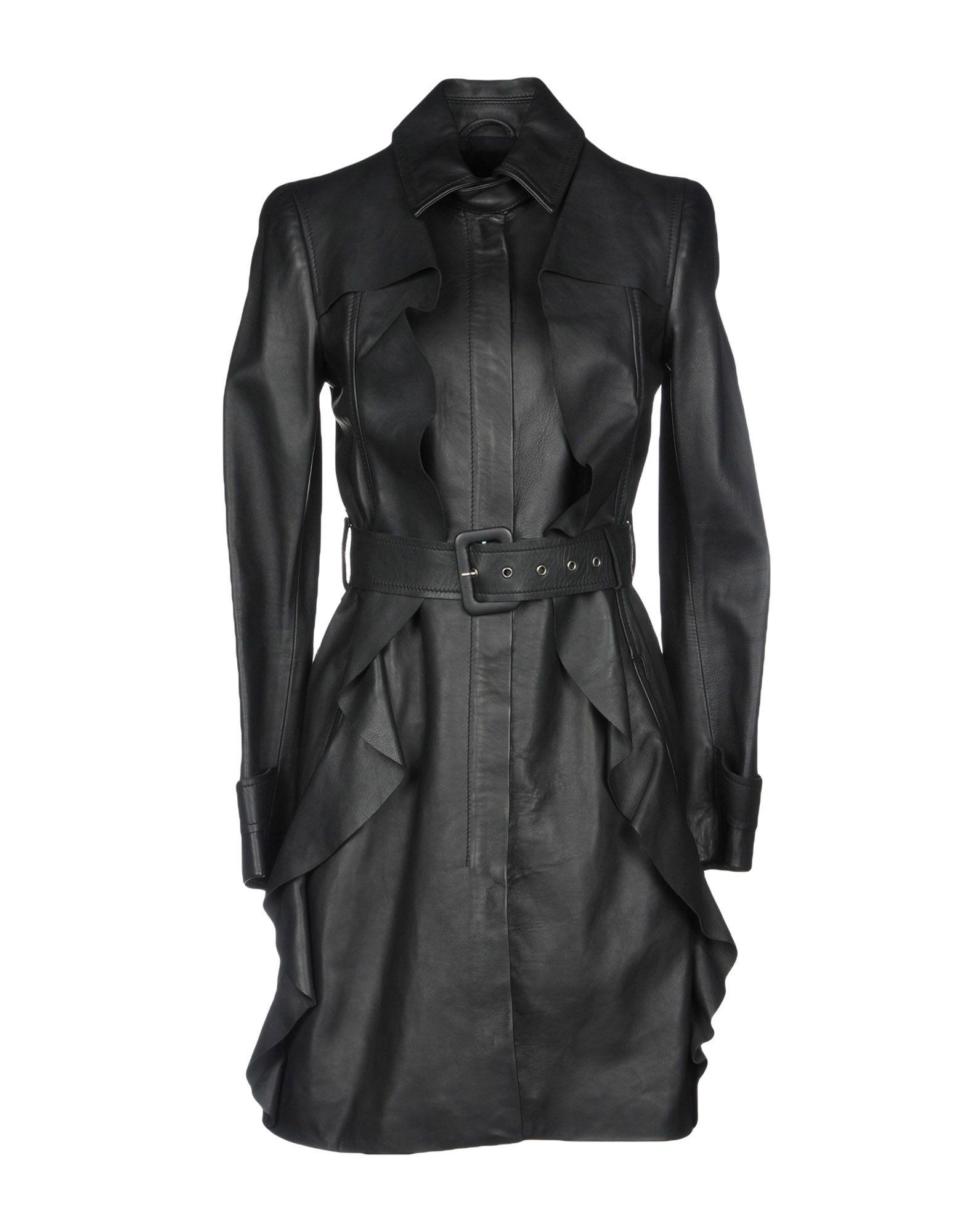 Пальто VALENTINO