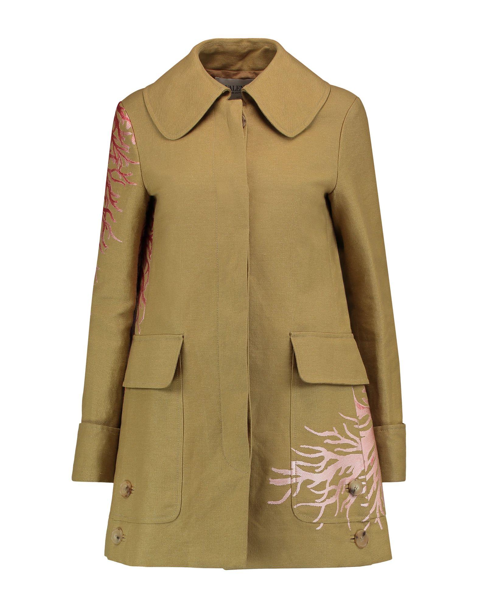 Пальто VALENTINO