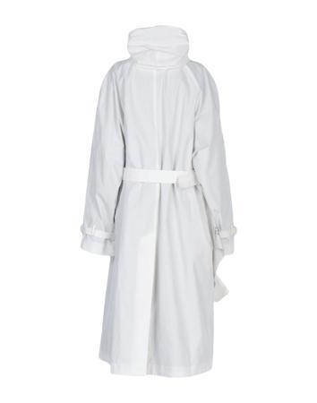 Пальто VETEMENTS