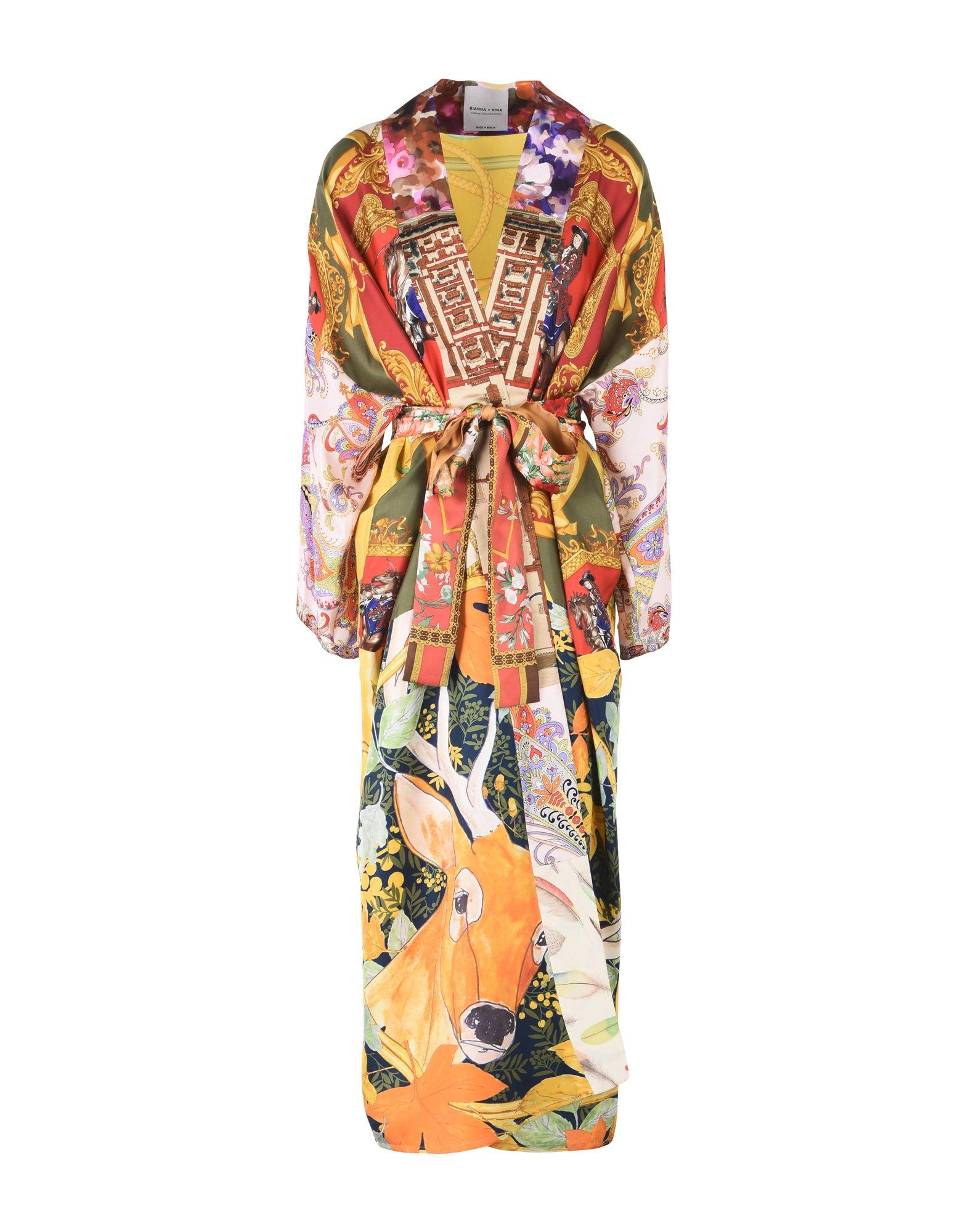 Легкое пальто  - Красный цвет