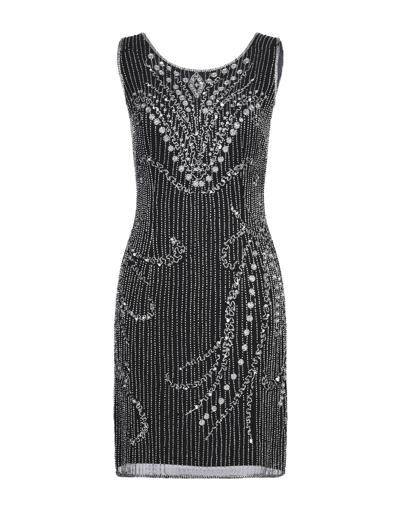 Короткое платье  - Черный цвет