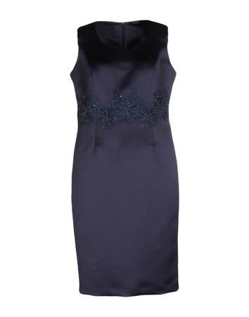 Платье AMONREE Платье AMONREE