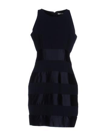 Платье DARLING