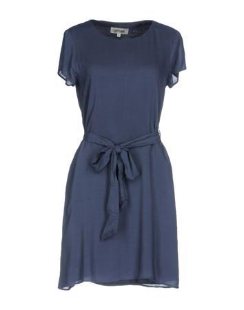 Платье DRY LAKE.