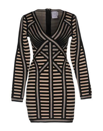 Платье HERVÉ LÉGER BY MAX AZRIA
