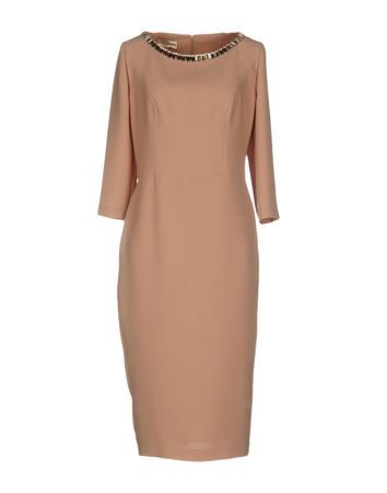 Платье AMONREE Платье AMONREE